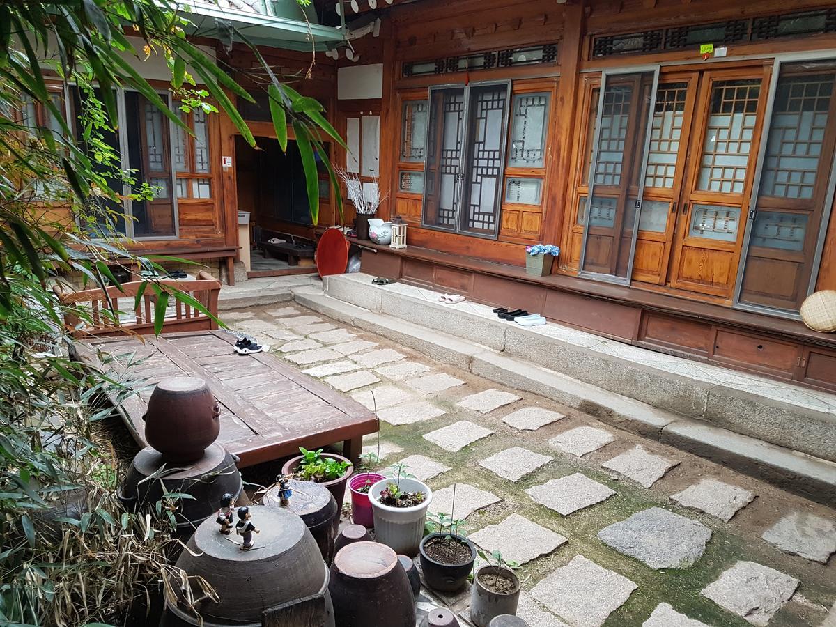 Gongsimga Hanok Guesthouse Seoul Exteriör bild