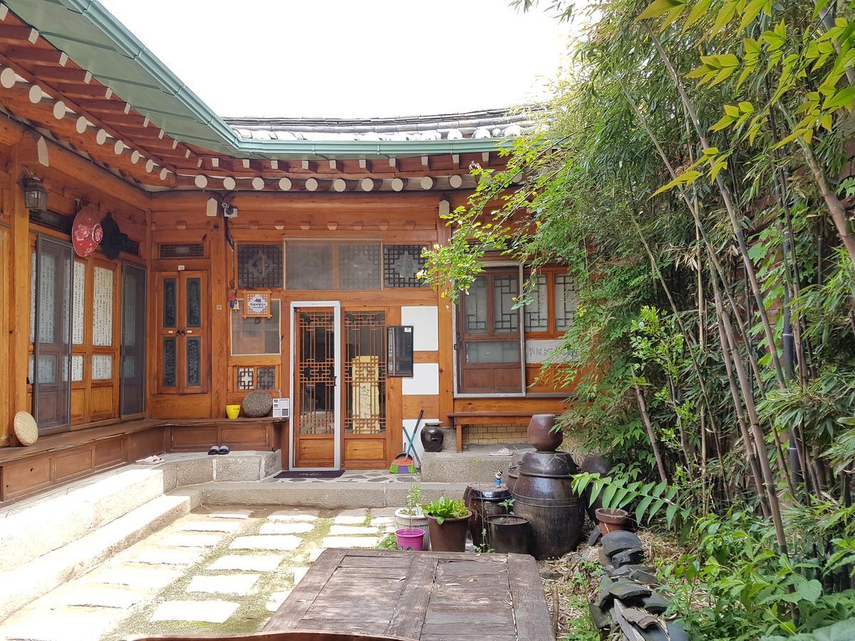 Gongsimga Hanok Guesthouse Seoul Exteriör bild