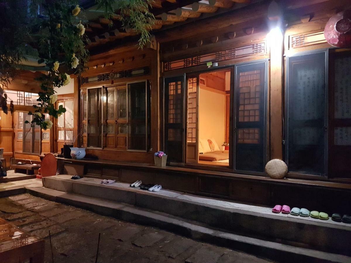 Gongsimga Hanok Guesthouse Seoul Exteriör bild